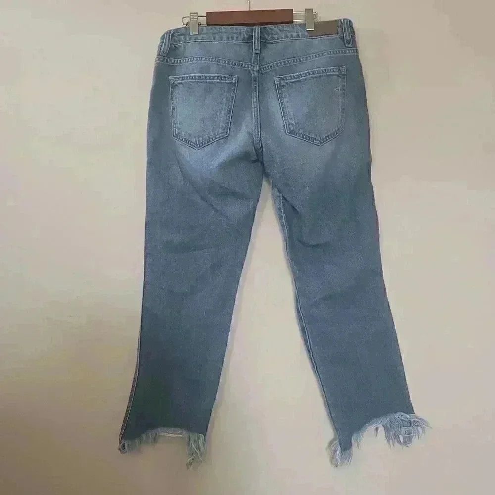 Hidden High Rise Distressed Crop Jeans Size 28 - Picture 4 of 7